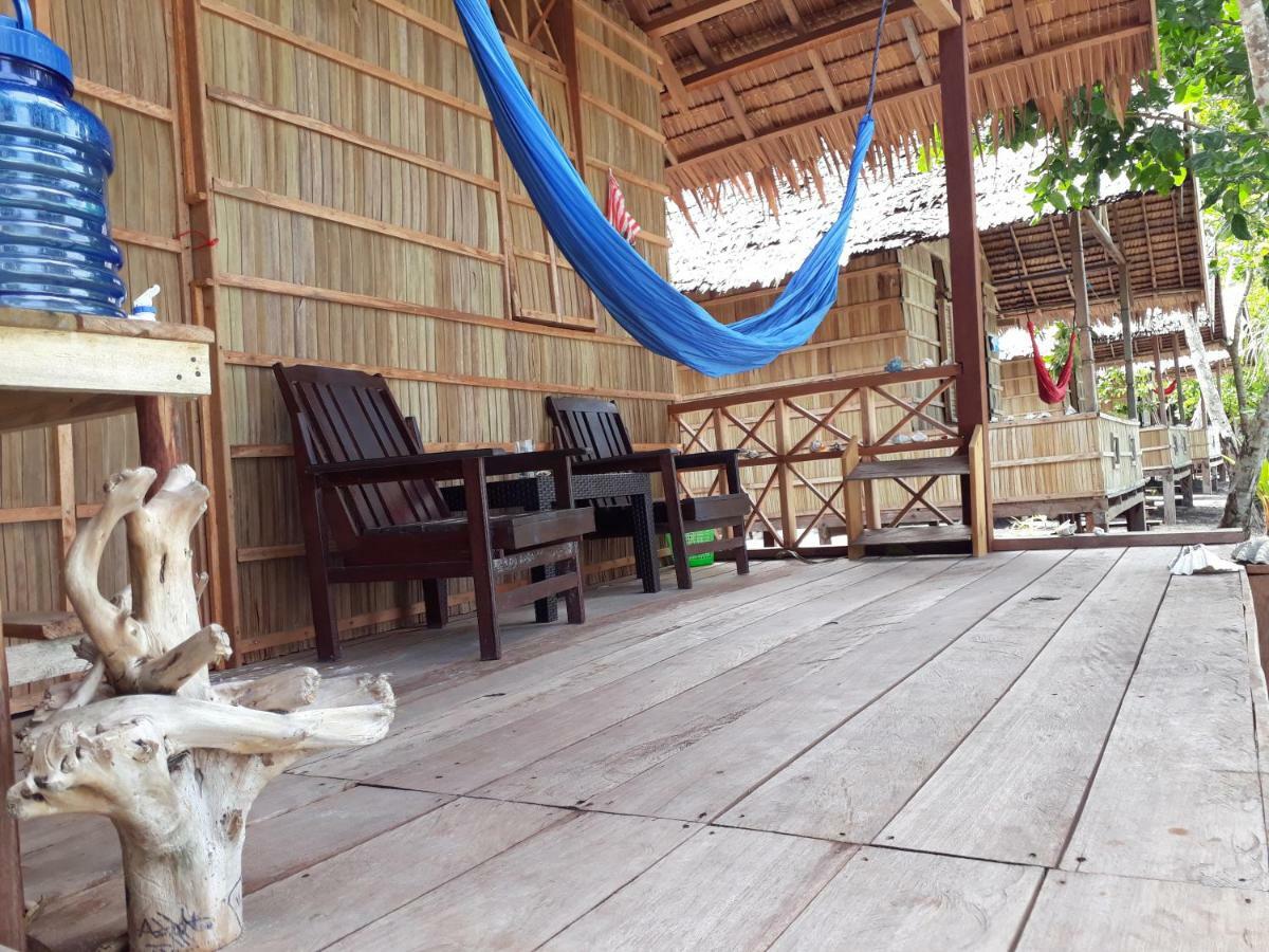 Turtle Dive Homestay Kri Extérieur photo
